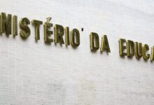 Foto de Veja como usar o FGTS para comprar ações da Eletrobras